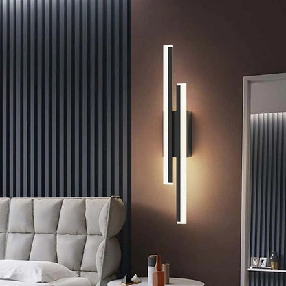 LuminaLine – Stijlvolle LED Wandlamp met Lang Lichtstrip Ontwerp