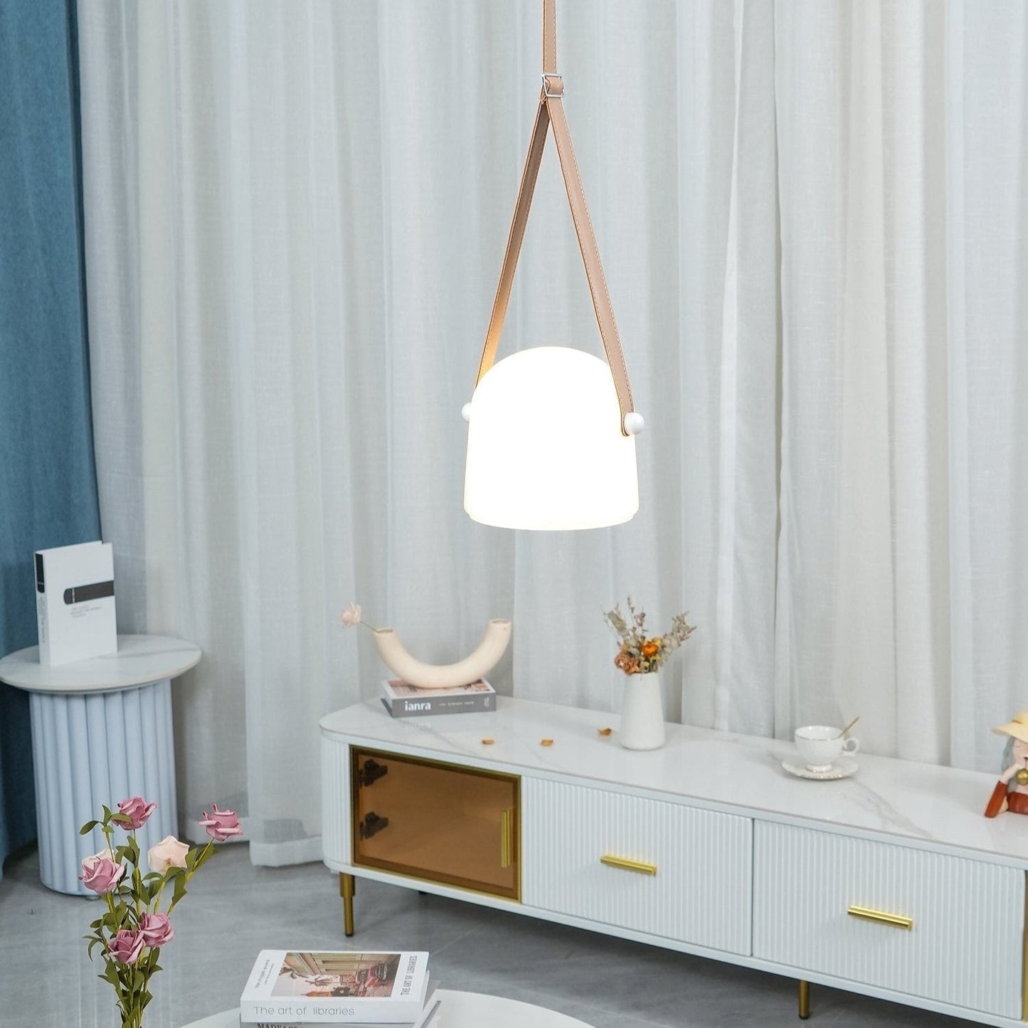 Mona – Elegante en Hedendaagse Hanglamp voor Luxe Woonkamers