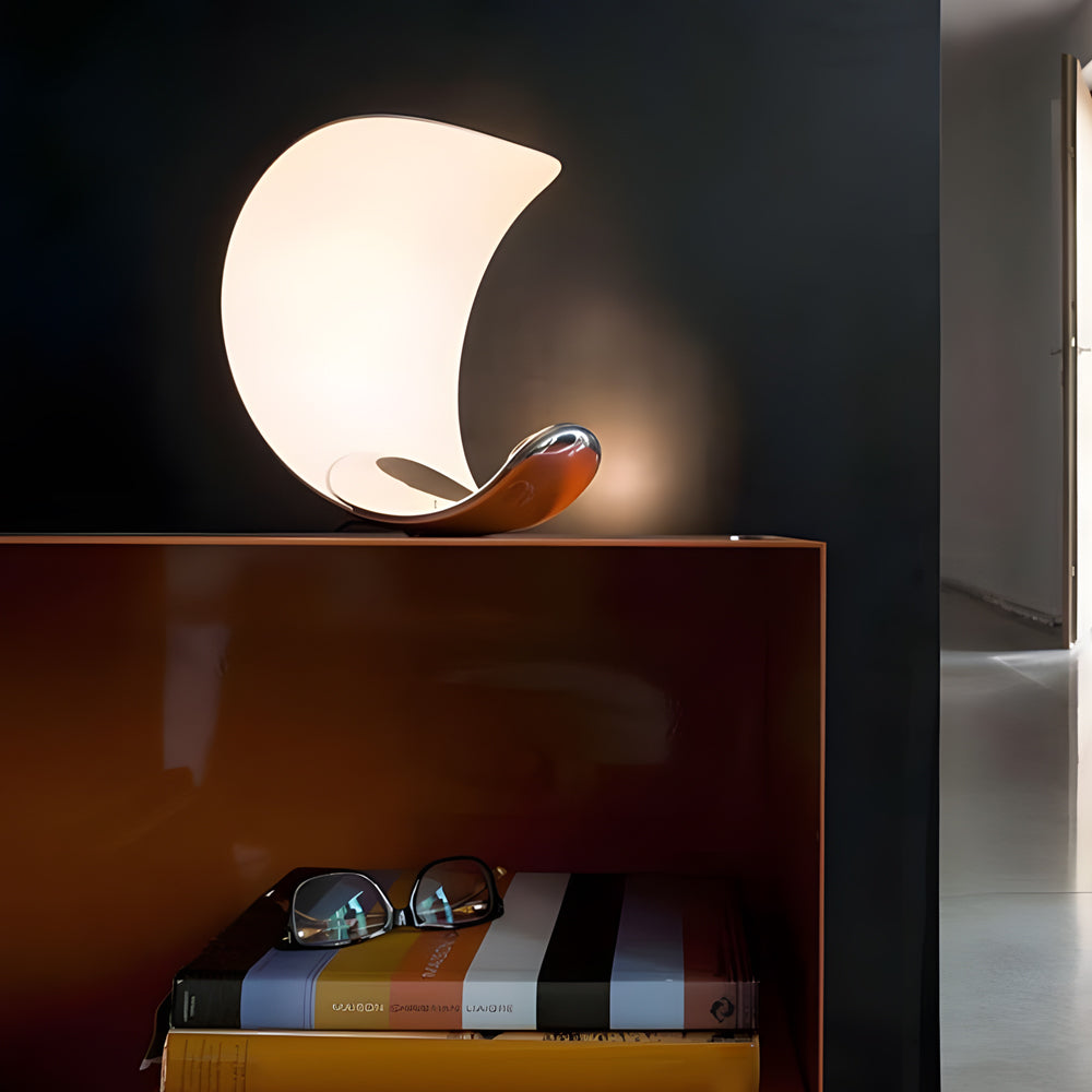 MoonGlow - LED Tafellamp in Gebogen Maanvorm met Touch Dimming