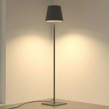 LuxeLicht – Oplaadbare Vloerlamp voor Moderne Verlichting