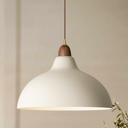 ScandiGlow | Elegante Hanglamp met Houten en Metalen Accenten voor een Hedendaags Interieur