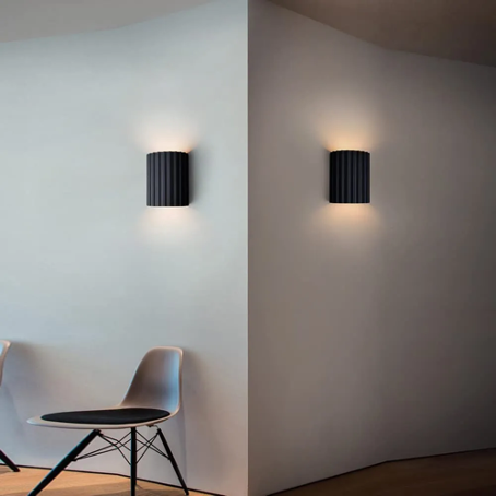 LuminaResin – Moderne Hars Wandlamp voor Stijlvolle Interieuraccenten