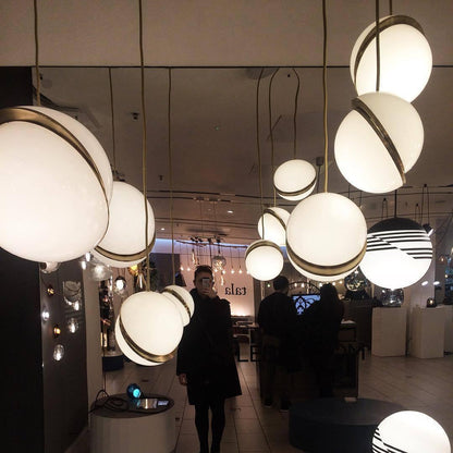 LuneCourbée – Hanglamp met Betoverend Maandesign voor Elegante Sfeer