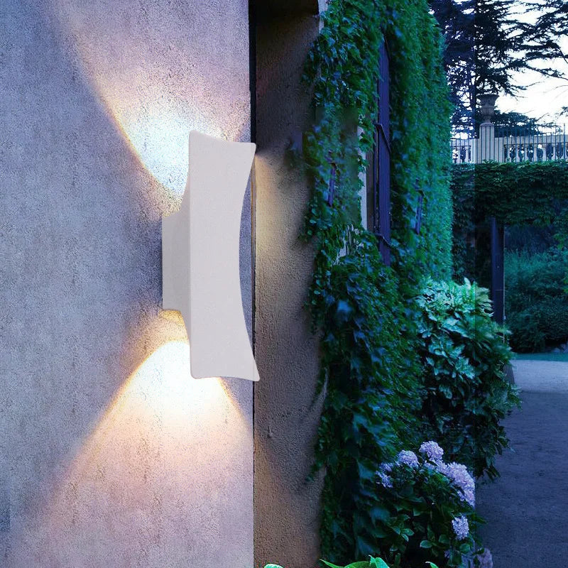 UrbanGlow | Stijlvolle Minimalistische LED Buitenwandlampen