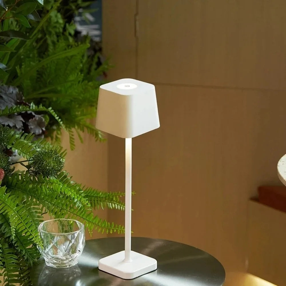 Vittorio – Draadloze Vloerlamp met Moderne LED-technologie