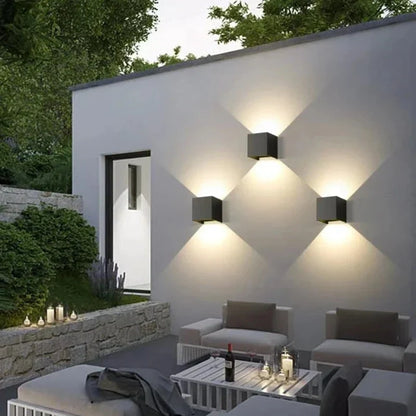 UrbanRadiance | Stijlvolle Buitenwandlamp voor Modern Design