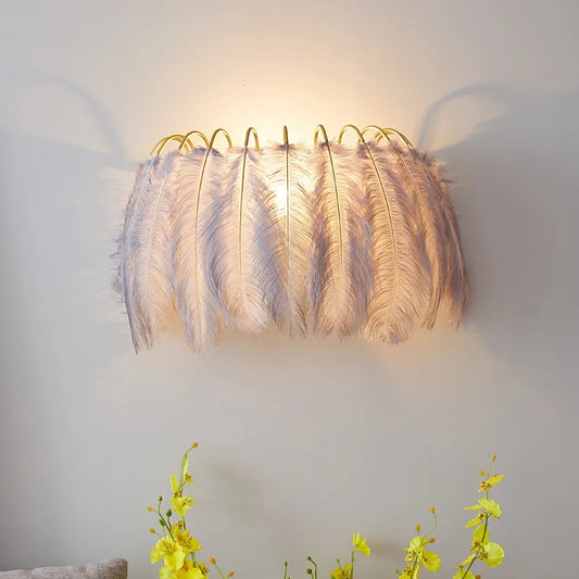 FeatherGlow - Luxe Veer Wandlamp