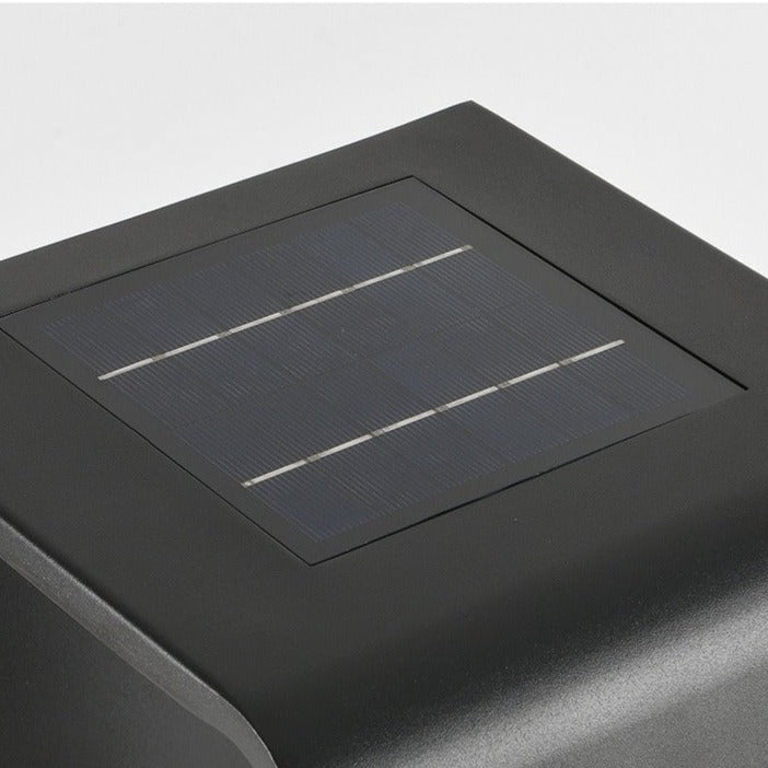 SolarLantern Luxe – Stijlvolle Zonnelantaarns voor Buitenverlichting