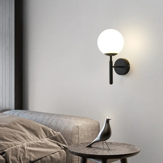 SphereLite - Moderne LED Glazen Bol Wandlamp | Voor Woonkamer, Slaapkamer en Trap