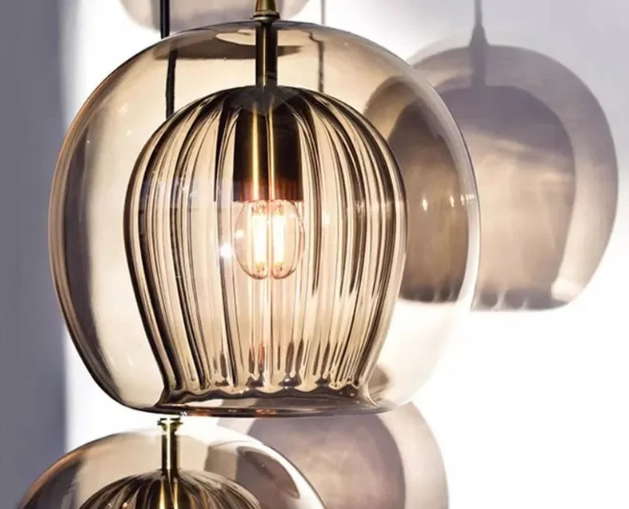 GlasLumen – Moderne Hanglamp met Glazen Ontwerp voor Stijlvolle Verlichting