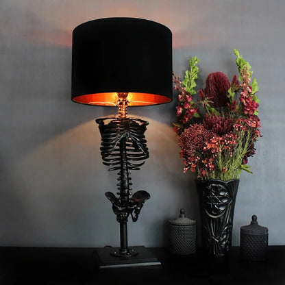 GothicGlow - Skelet Tafellamp met Duistere Elegant Design