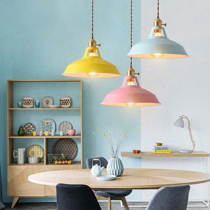 SpectrumGlow - Kleurrijke Metalen Hanglamp met Vibrant Design