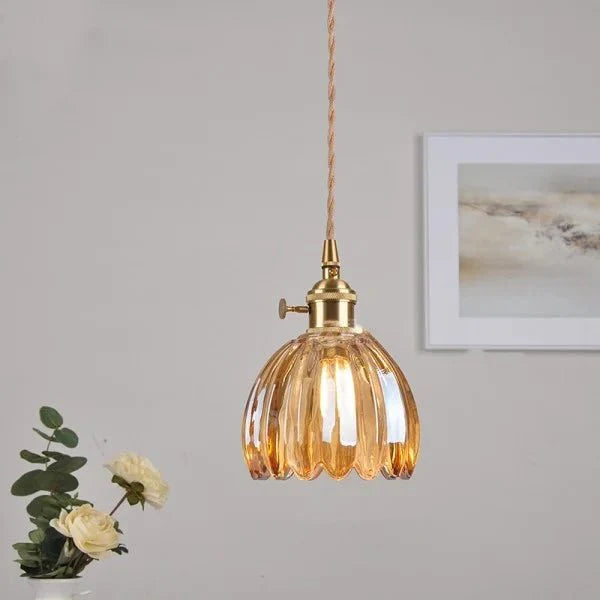 Bloemige Luxe Hangverlichting | Elegant Glazen Ontwerp met Tijdloze Charme