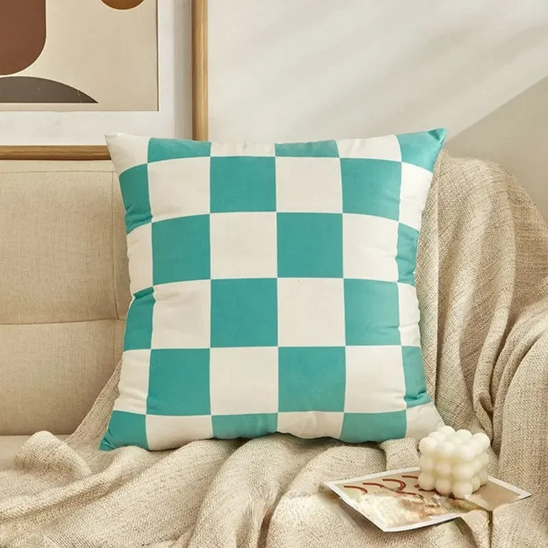 RetroCheck – Luxe Checkerboard Plaid Kussenhoes voor Stijlvolle Retro Decoratie in Elke Ruimte