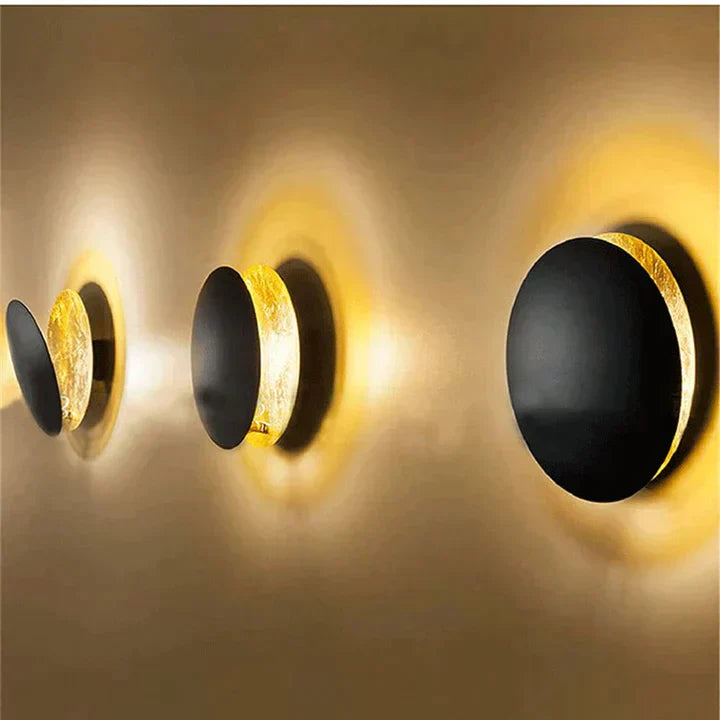 Nikolas - Unieke 360 Graden Draaiende LED Eclipse Design Wandlamp