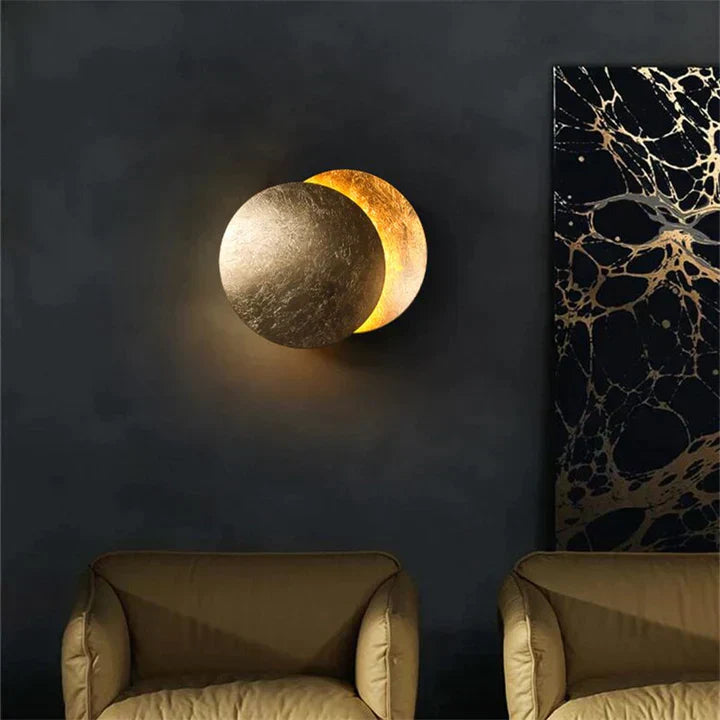 Nikolas - Unieke 360 Graden Draaiende LED Eclipse Design Wandlamp