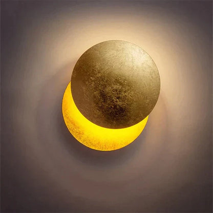 Nikolas - Unieke 360 Graden Draaiende LED Eclipse Design Wandlamp