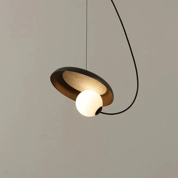 Nordic LED Hanglamp – Modern Design met Artistieke Flair